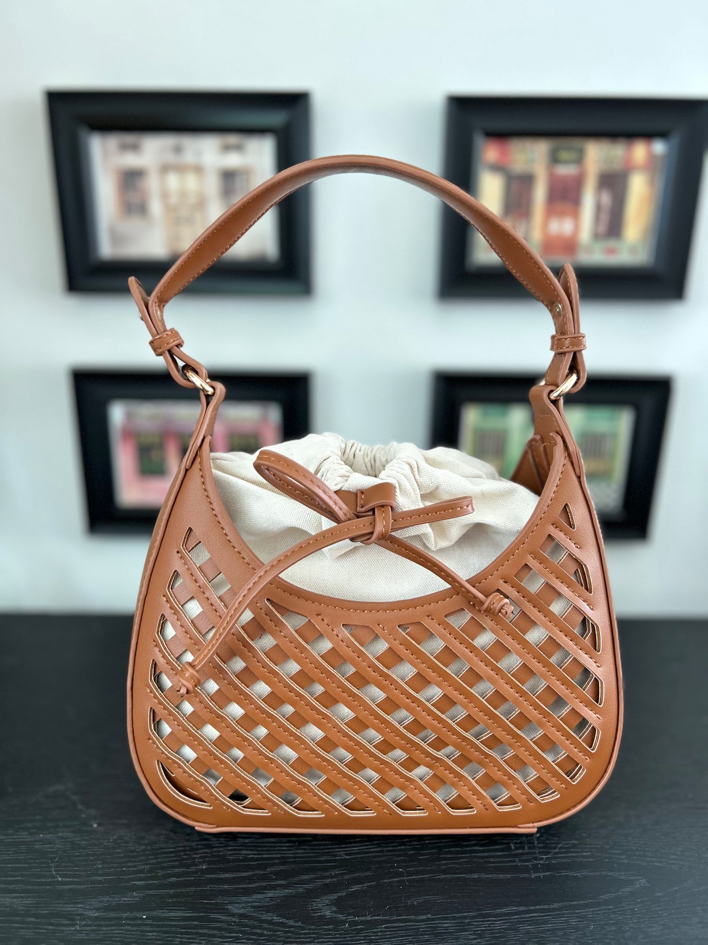 Brisa Bag (Tan, White)