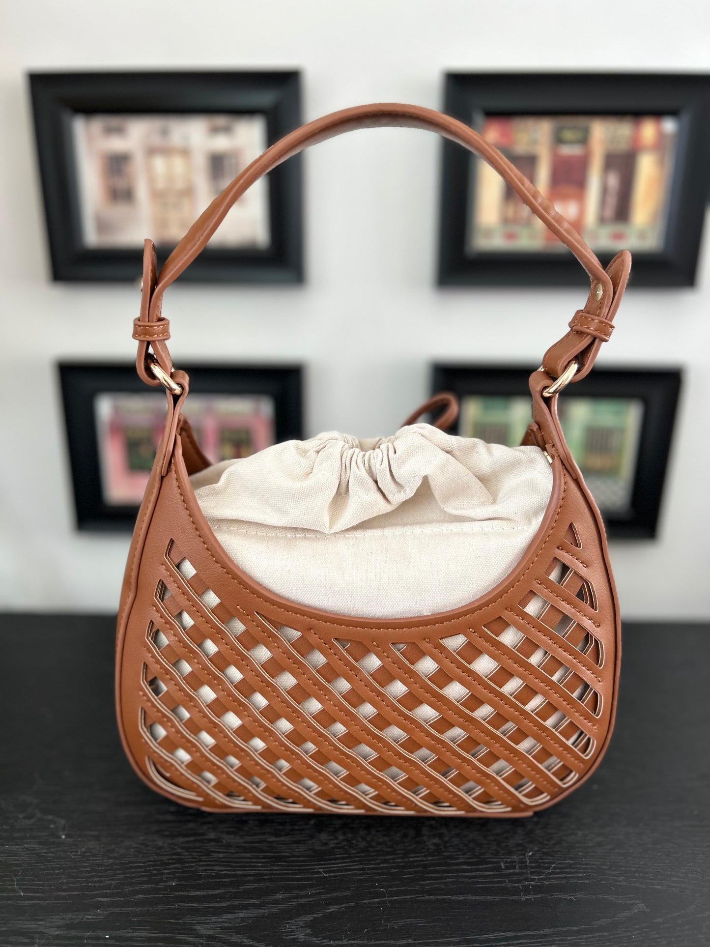 Brisa Bag (Tan, White)
