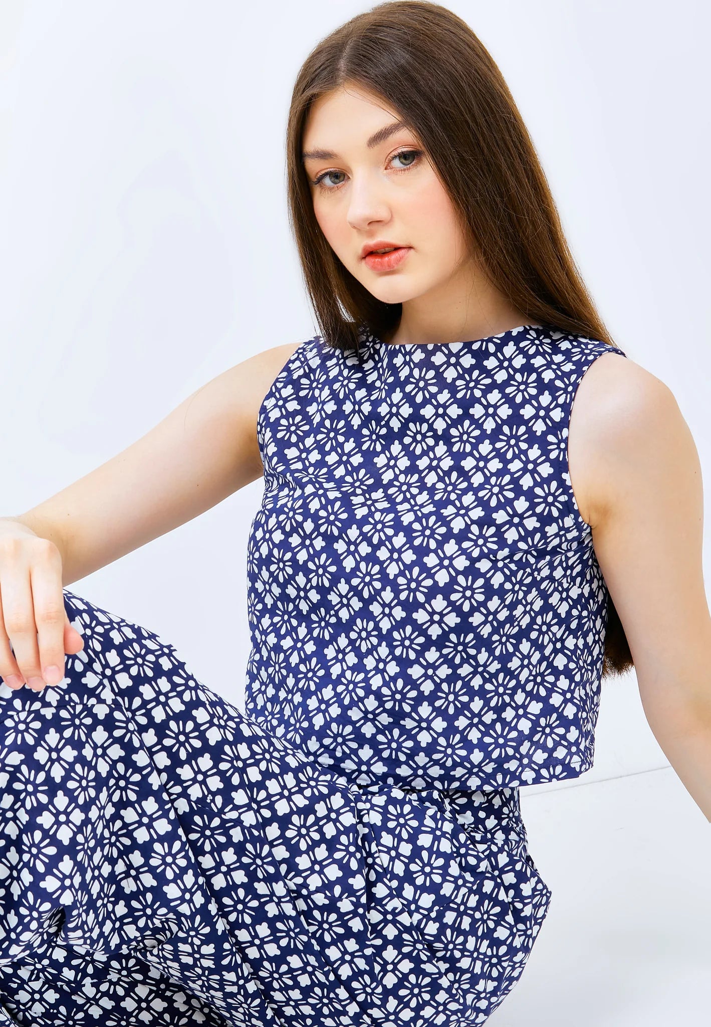 Hishi Crop Top