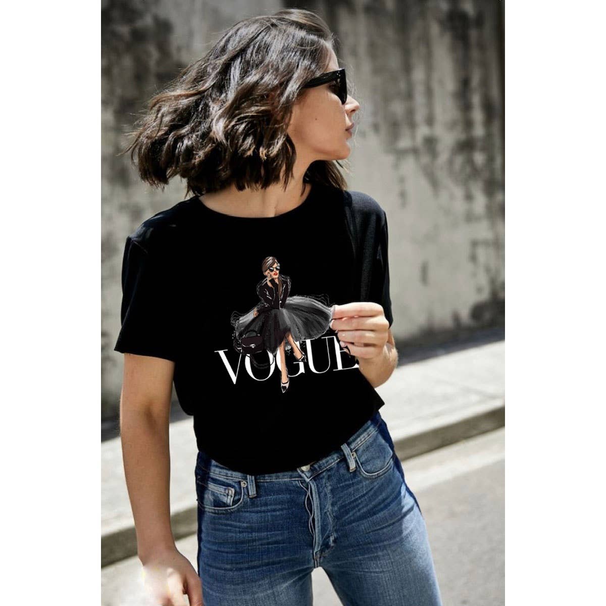 “Vogue” T-Shirt - Black