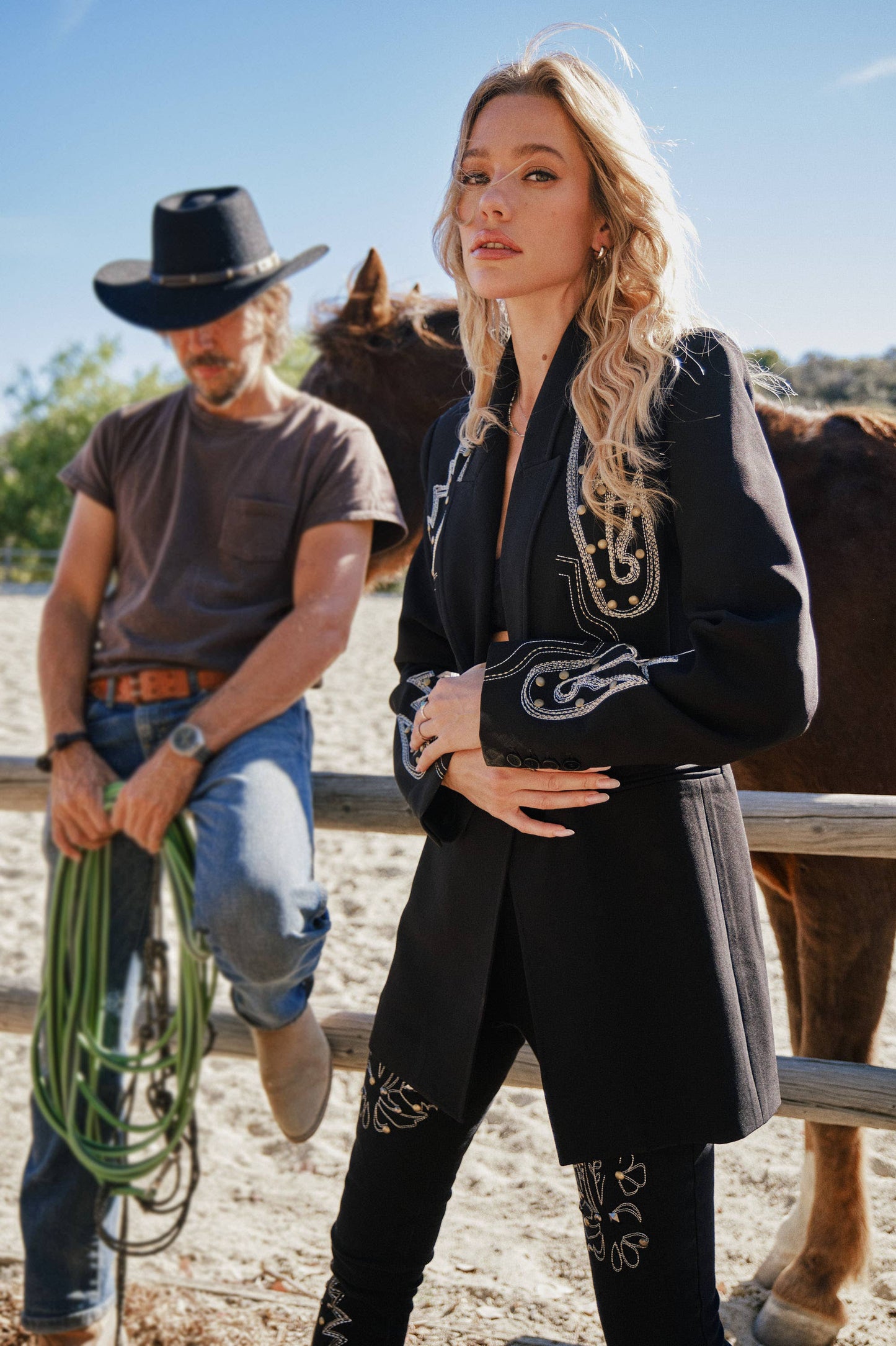 Embroidered Tunic Blazer - Black
