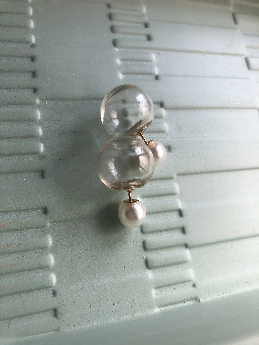 Pearl/Glass Bubble Reversible Stud