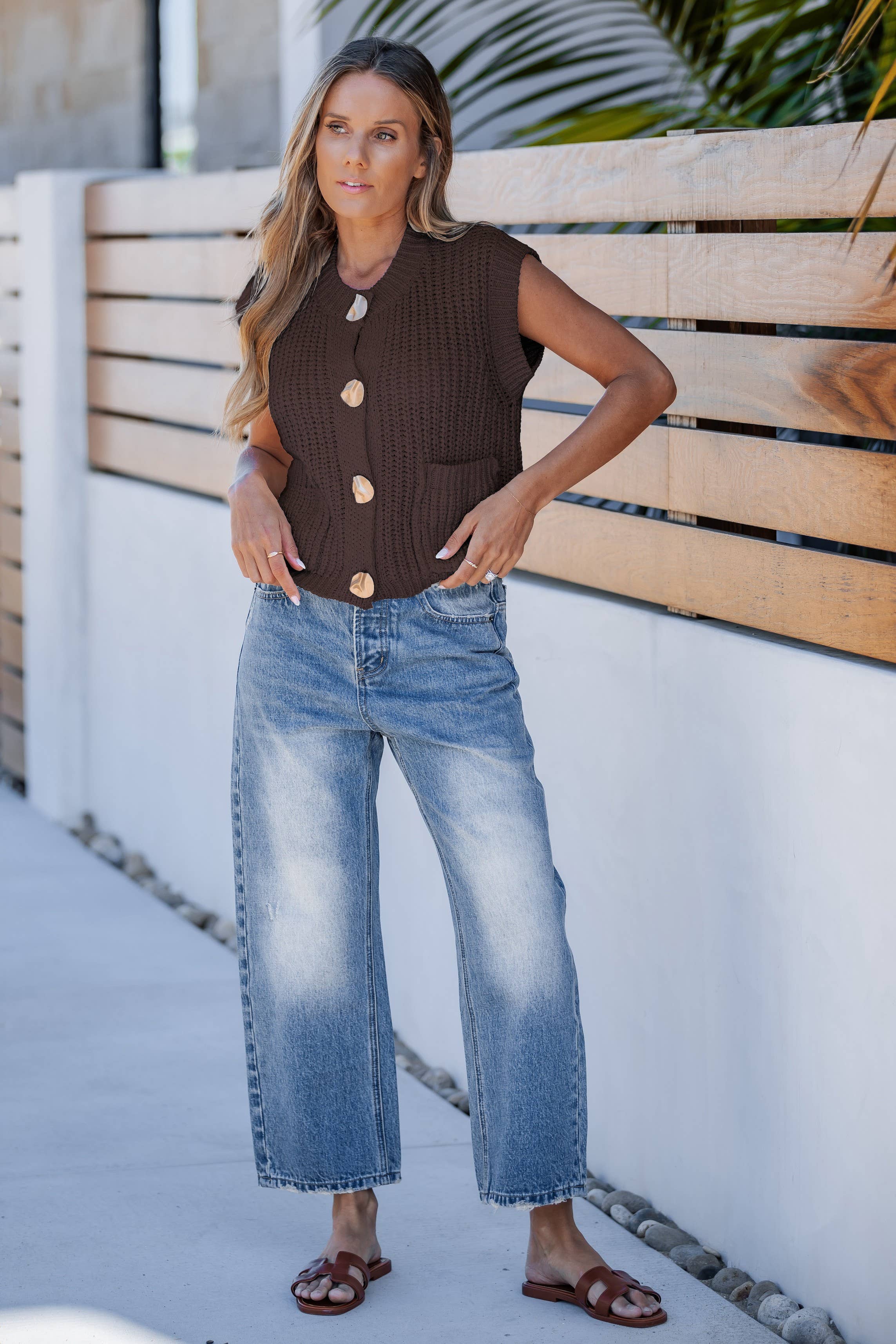 California Breeze Sweater Vest - Chocolate