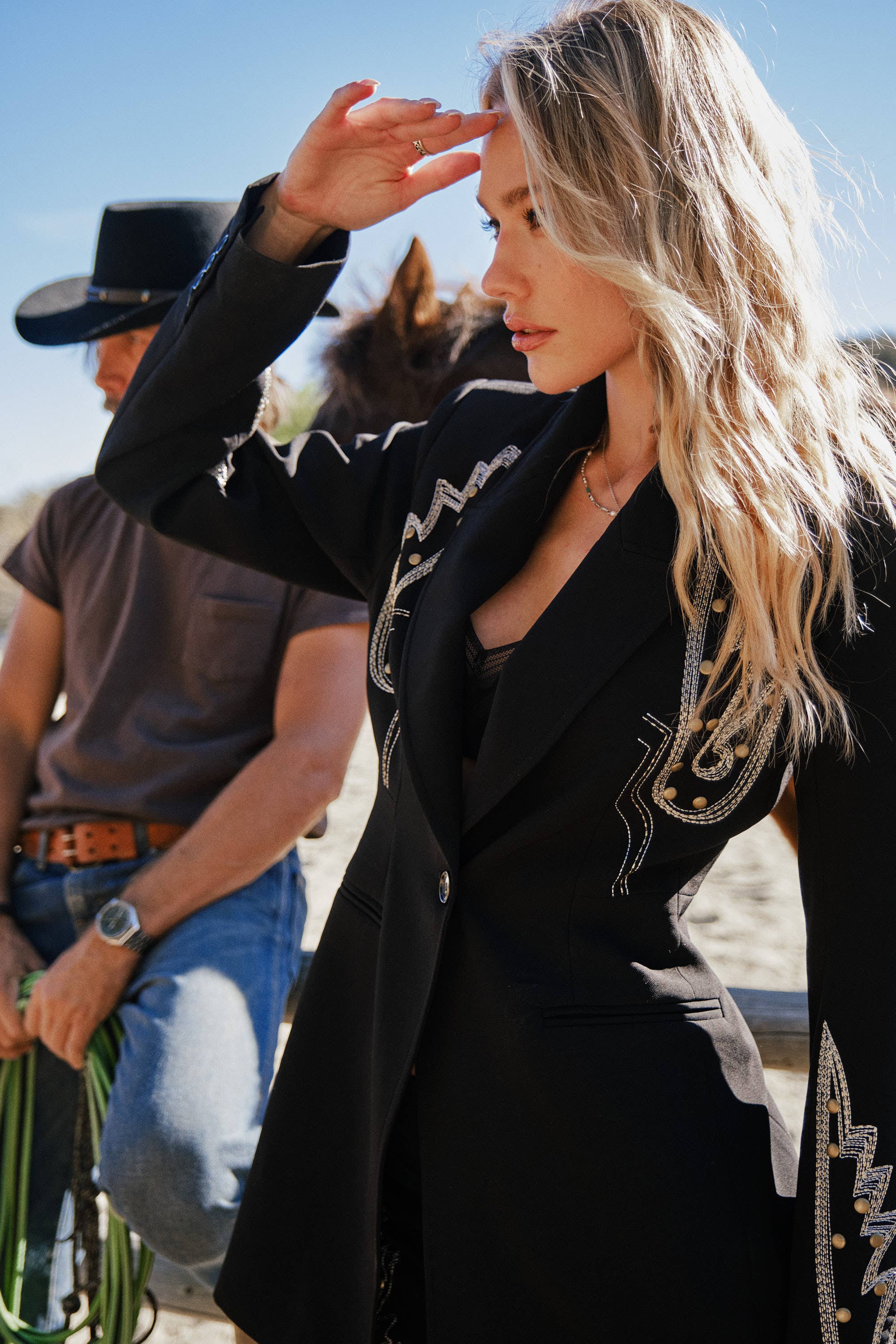 Embroidered Tunic Blazer - Black
